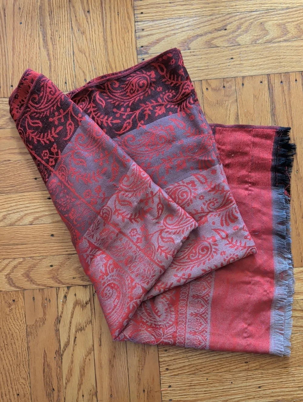 Red Paisley Jacquard Fringe Scarf